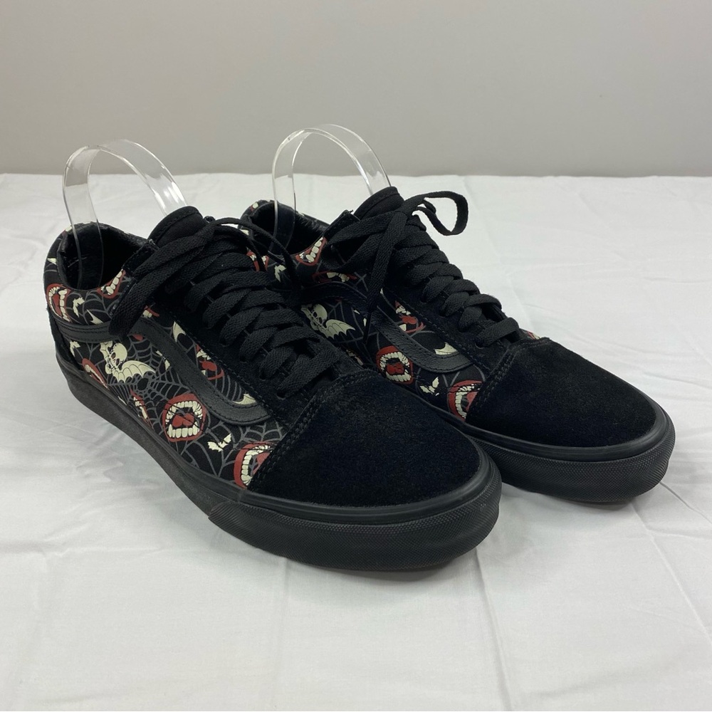 VANS Sneakers Men’s Size 9.5 Black Glow Frights Glow In The Dark Shoes Halloween